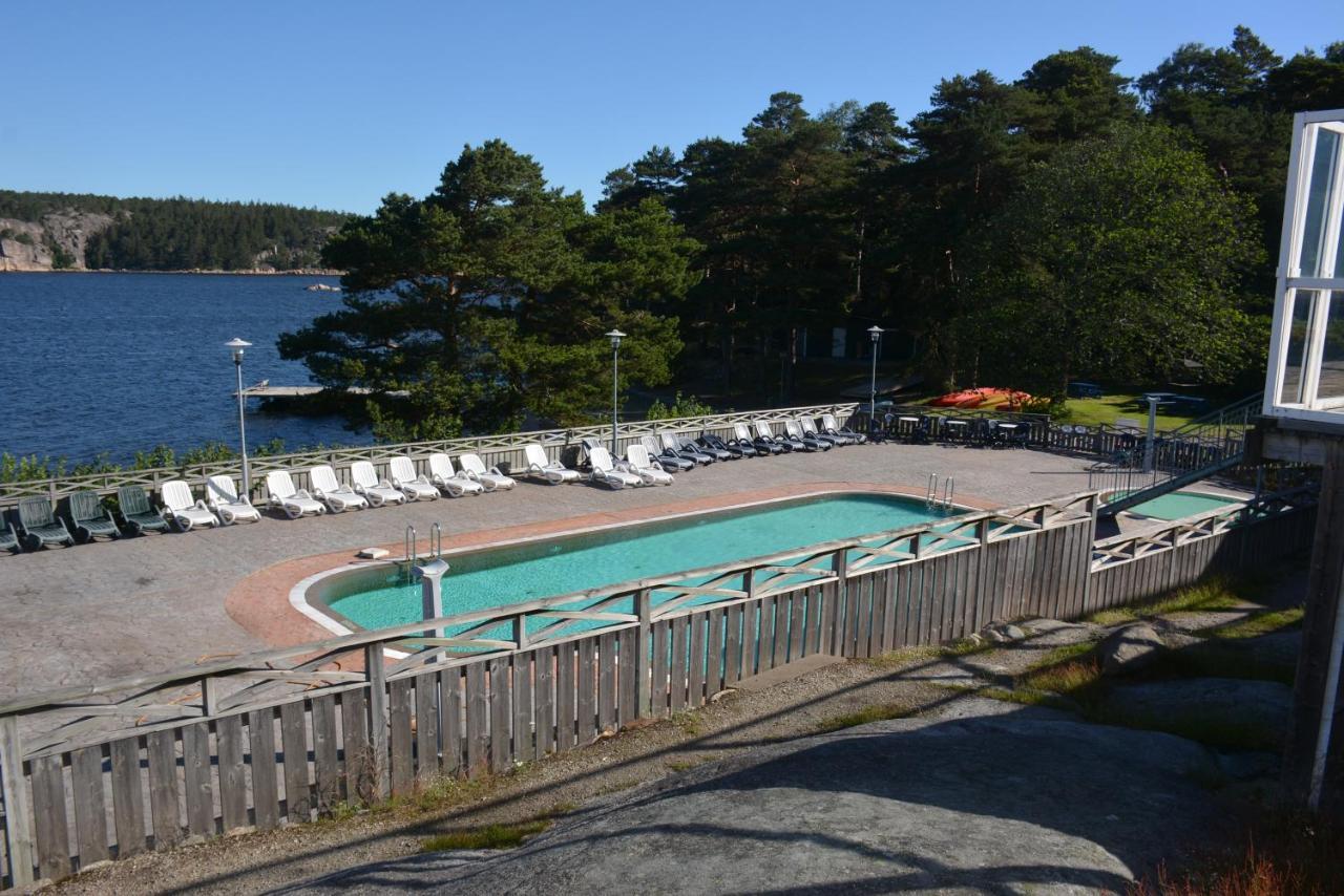Hallestrand Vandrarhem Strömstad Buitenkant foto